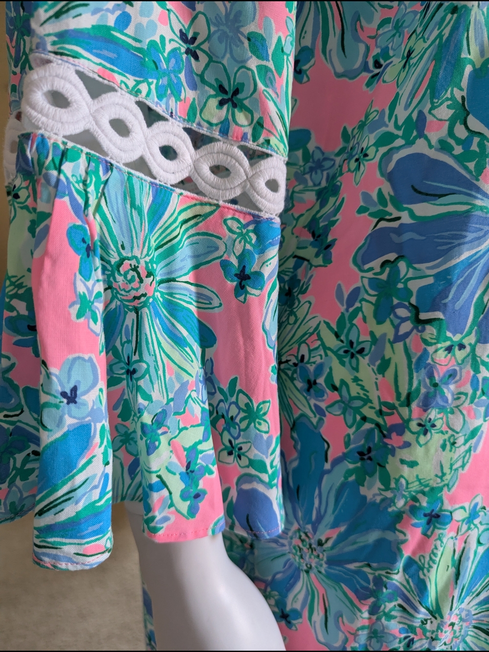 Lilly Pulitzer Hollie Tunic Dress featured in the vibrant, floral "Good Hare Da - Picture 9 of 16